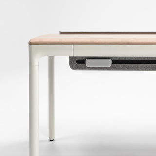 Pebble Pro - Portable Laptop Docking Station